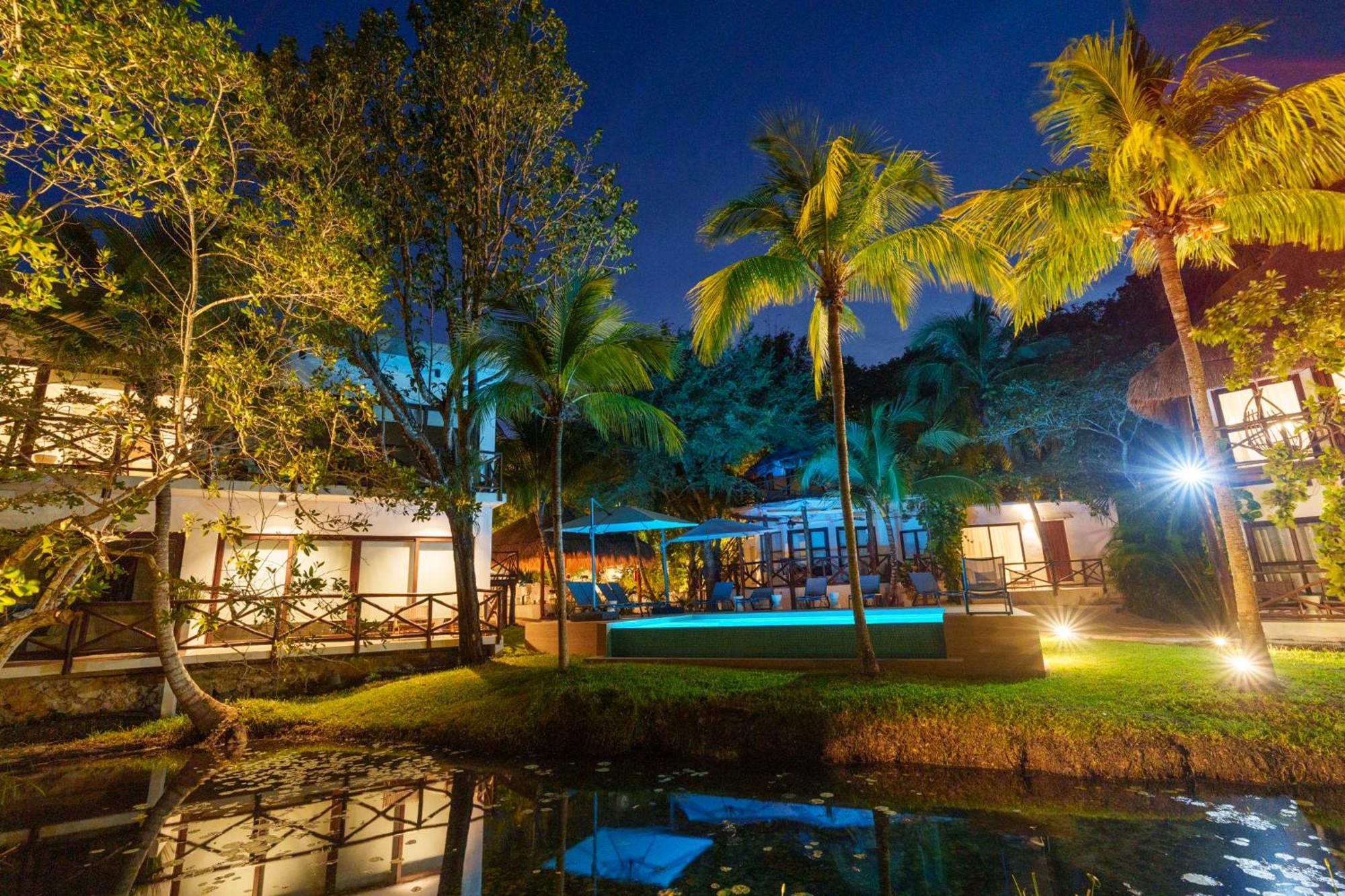Azulea Bacalar Hotel & Spa - Lagoon Front (Adults Only) ภายนอก รูปภาพ